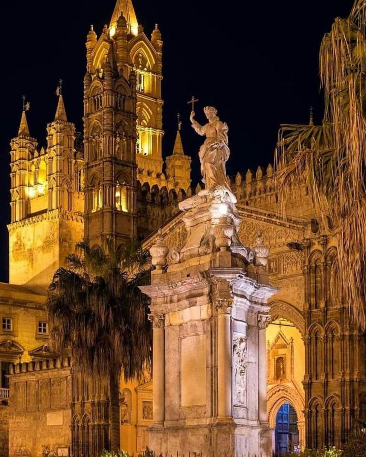 Amecasa - Casa Vacanze Sicilia カリーニ エクステリア 写真